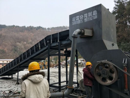 購(gòu)買(mǎi)金屬破碎機(jī)成本高不高？選對(duì)廠家一臺(tái)也是批發(fā)價(jià)
