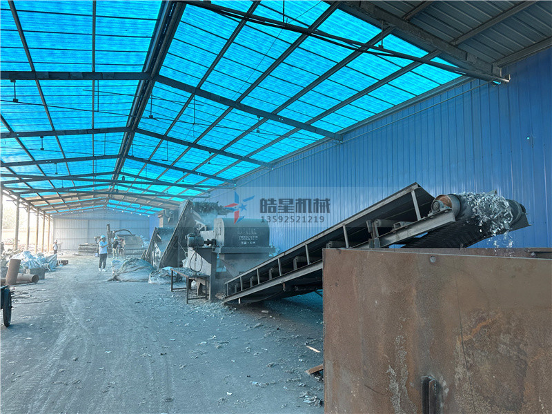 如何對(duì)金屬破碎及<a href='http://www.rongxin366.cn' target='_blank'><span>金屬破碎機(jī)</span></a>生產(chǎn)線進(jìn)行優(yōu)化改善