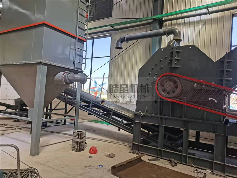 金屬破碎機(jī)設(shè)備夏季高溫操作注意事項(xiàng) 金屬破碎機(jī)設(shè)備夏季高溫操作注意事項(xiàng)